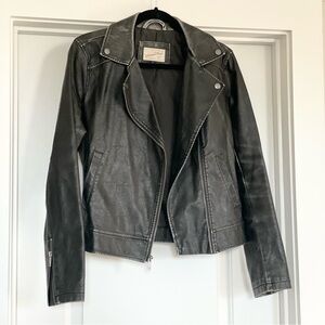 Universal Thread Faux Leather Jacket in Black - Size XS.